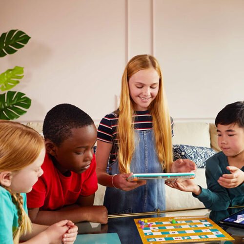 &Epsilon;&Pi;&Iota;&Tau;&Rho;&Alpha;&Pi;&Epsilon;&Zeta;&Iota;&Alpha; &Pi;&Alpha;&Iota;&Chi;&Nu;&Iota;&Delta;&Iota;&Alpha;